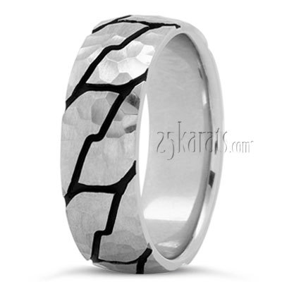 Dark Crack Design Wedding Band