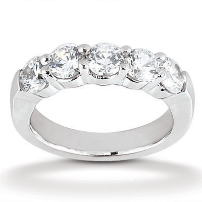 Brilliant Shared Prong Diamond Anniversary Band (0.40ct)