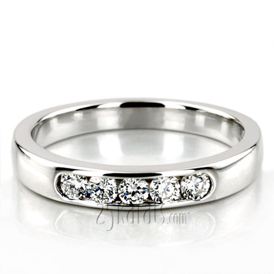 Brilliant Round 5 Stone Channel Set Diamond Anniversary Ring (1/4 ct. t.w)