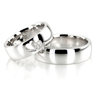 Hearts In Love Diamond Wedding Ring Set