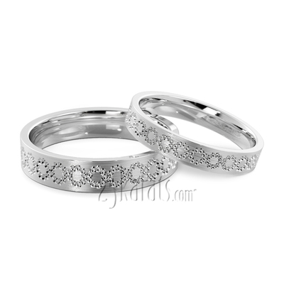 Circular Design Fancy Lightweight Wedding Band Set